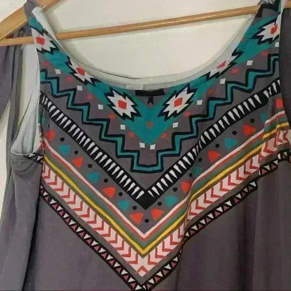 Nanu adjustable tie strap relaxed tank Sz Xl gray Diamond tribal accents - Picture 3 of 7